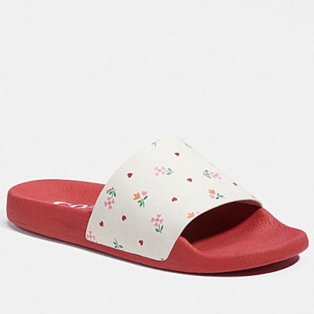Coach ULI SLIDE WITH HEART FLORAL PRINT